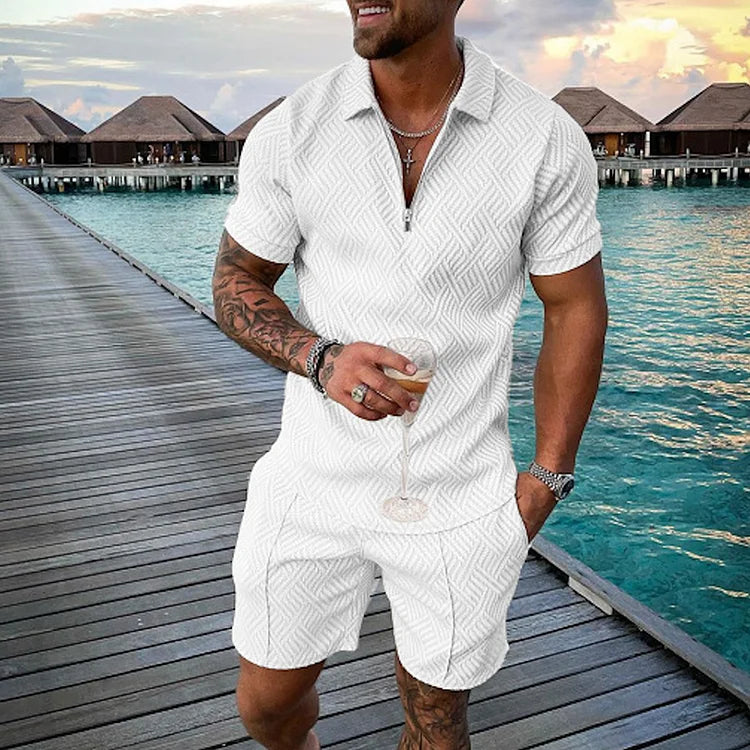 Infinity White Poloshirt und Shorts-Kombination