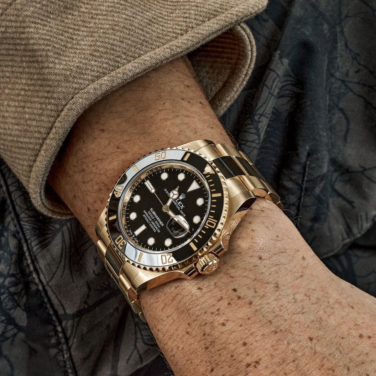 RLX Submariner Date 126618ln-0002 Yellow Gold with Black Dial